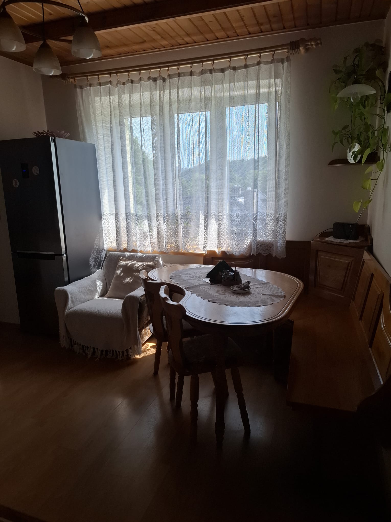 Jadalnia z widokiem na góry